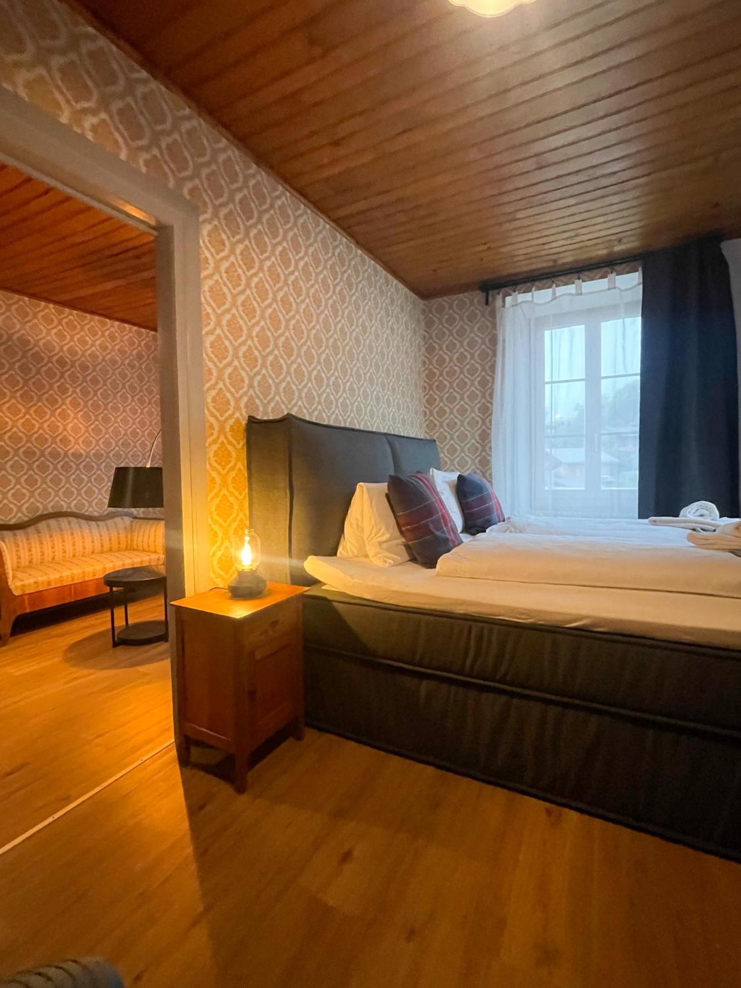 Du Glacier Boutique & Traditions Hotel Fiesch Exterior photo